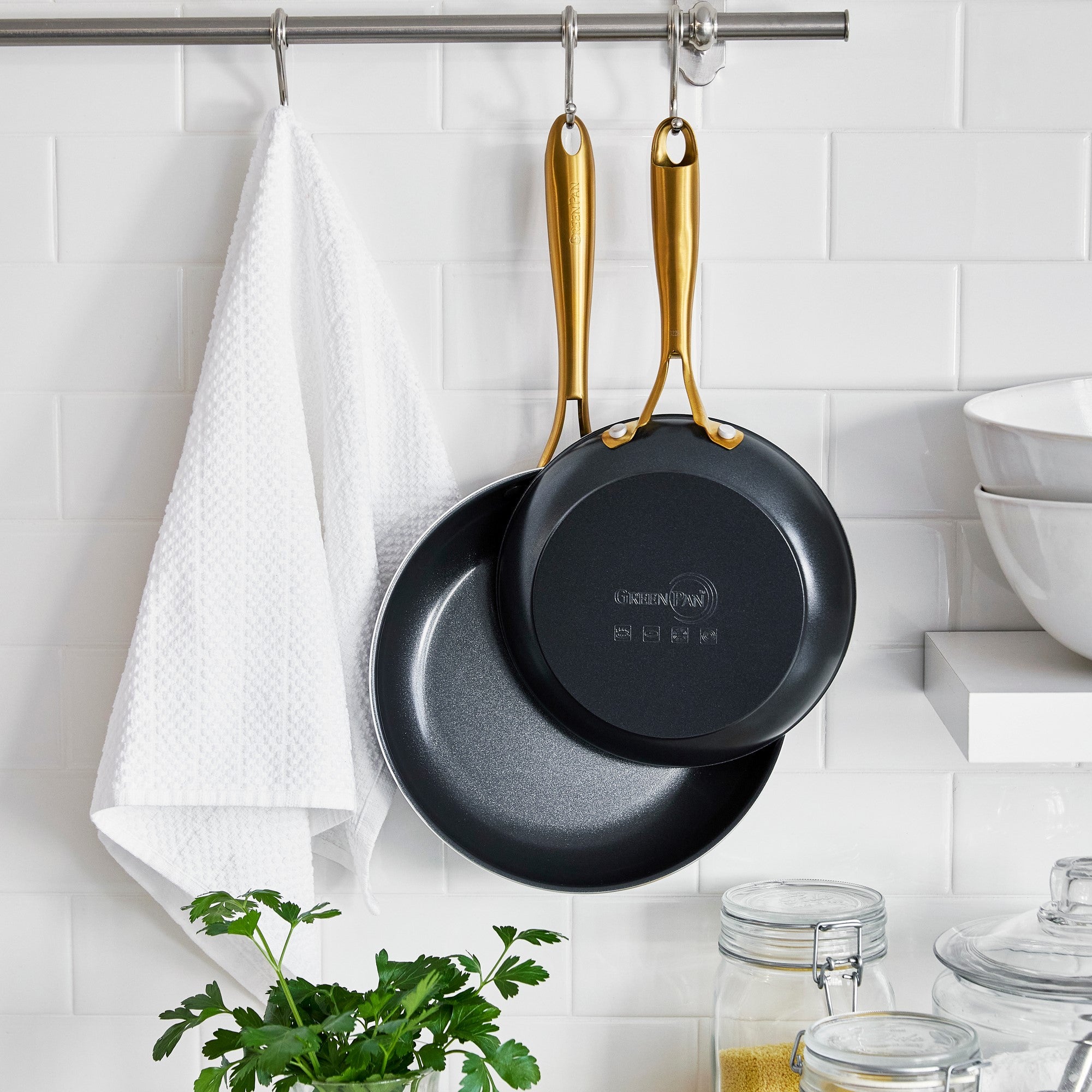 ストゥディオ フライパン 20cm IH/ガス火対応