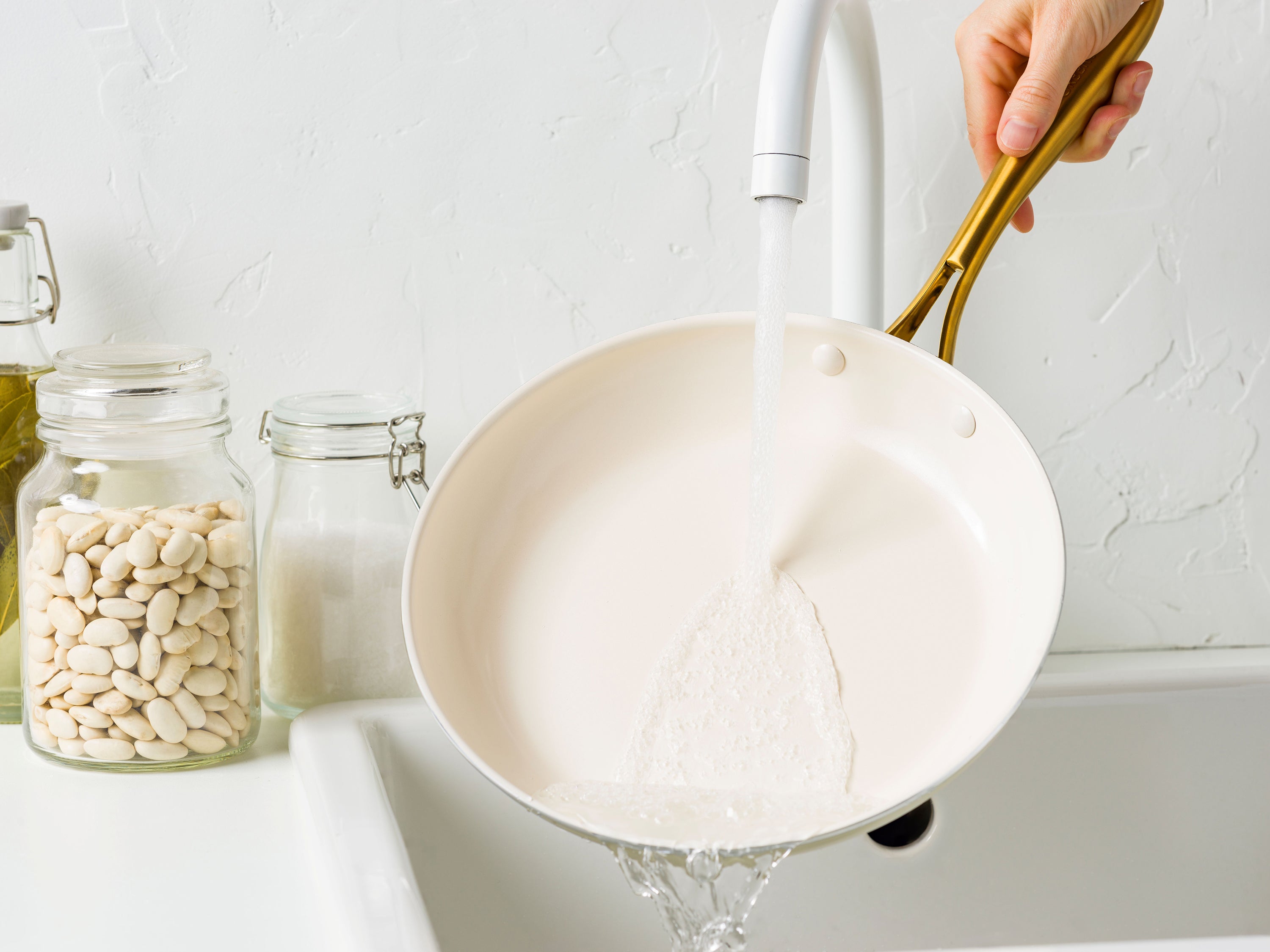 【新商品】ストゥディオ クリームホワイト フライパン 28cm IH/ガス火対応