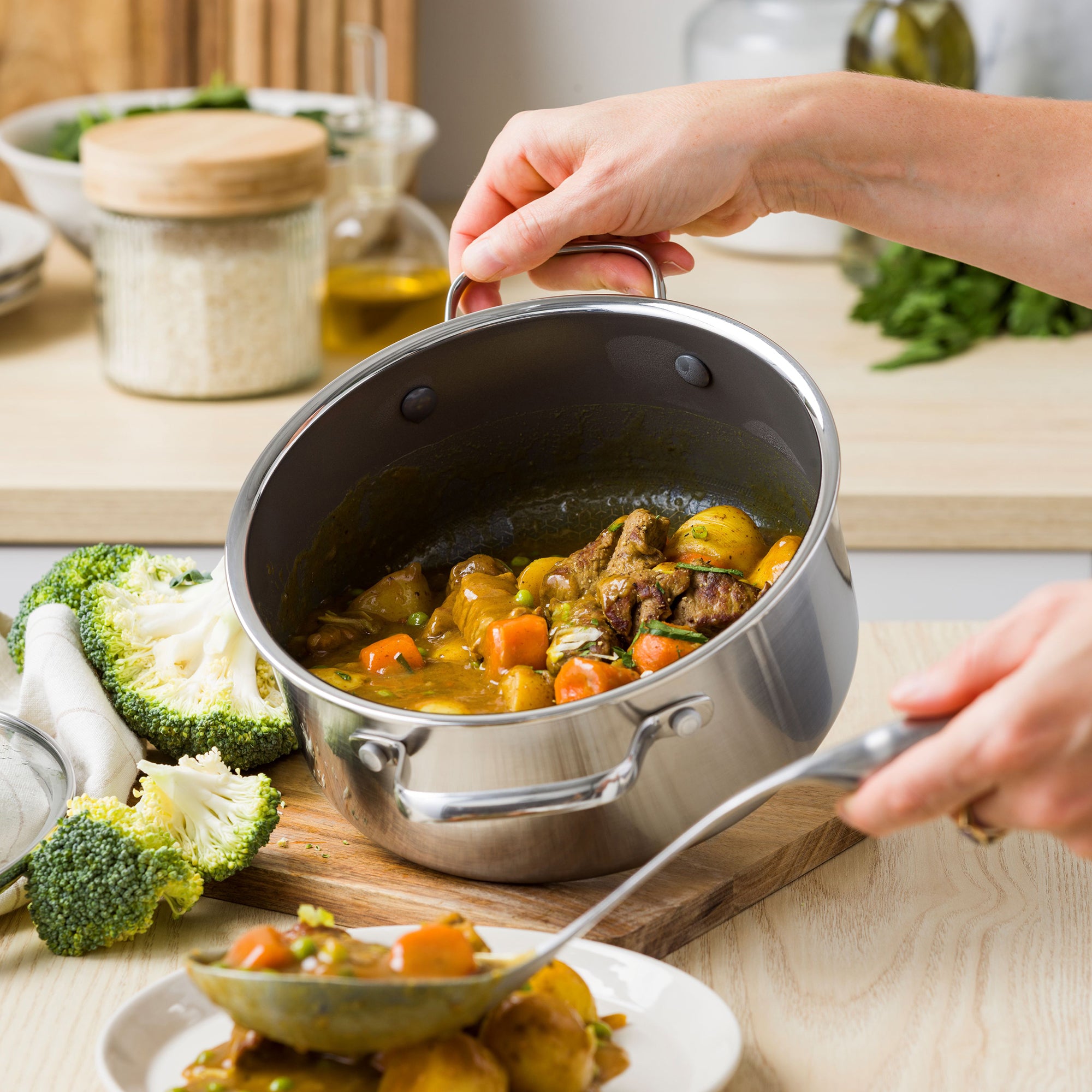 ※予約商品:12月中旬発送予定※【新商品】エーペックス キャセロール 20cm ガラス蓋付き