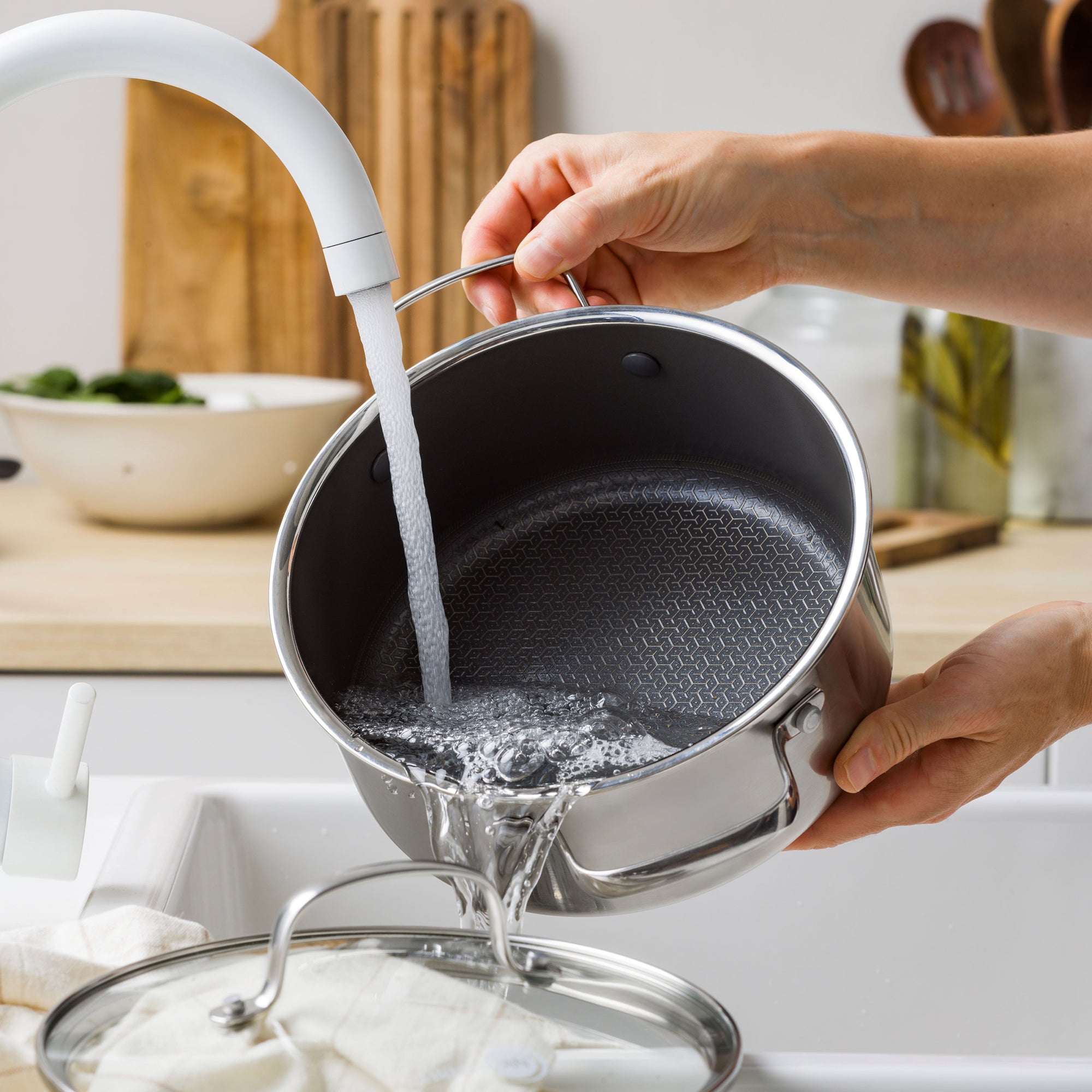 ※予約商品:12月中旬発送予定※【新商品】エーペックス キャセロール 20cm ガラス蓋付き