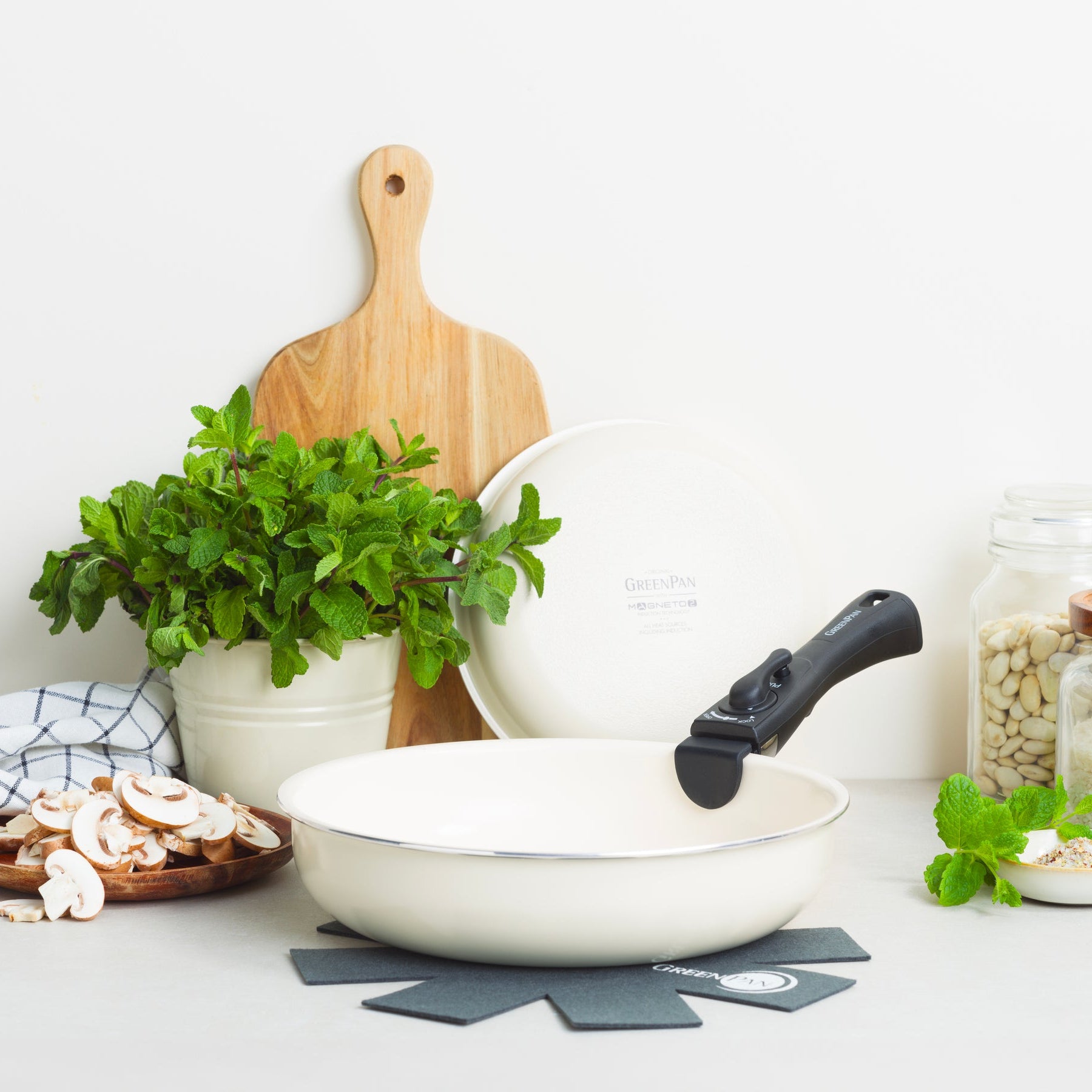 【ブラックフライデー対象】クリックシェフ 4点セット クリームホワイト