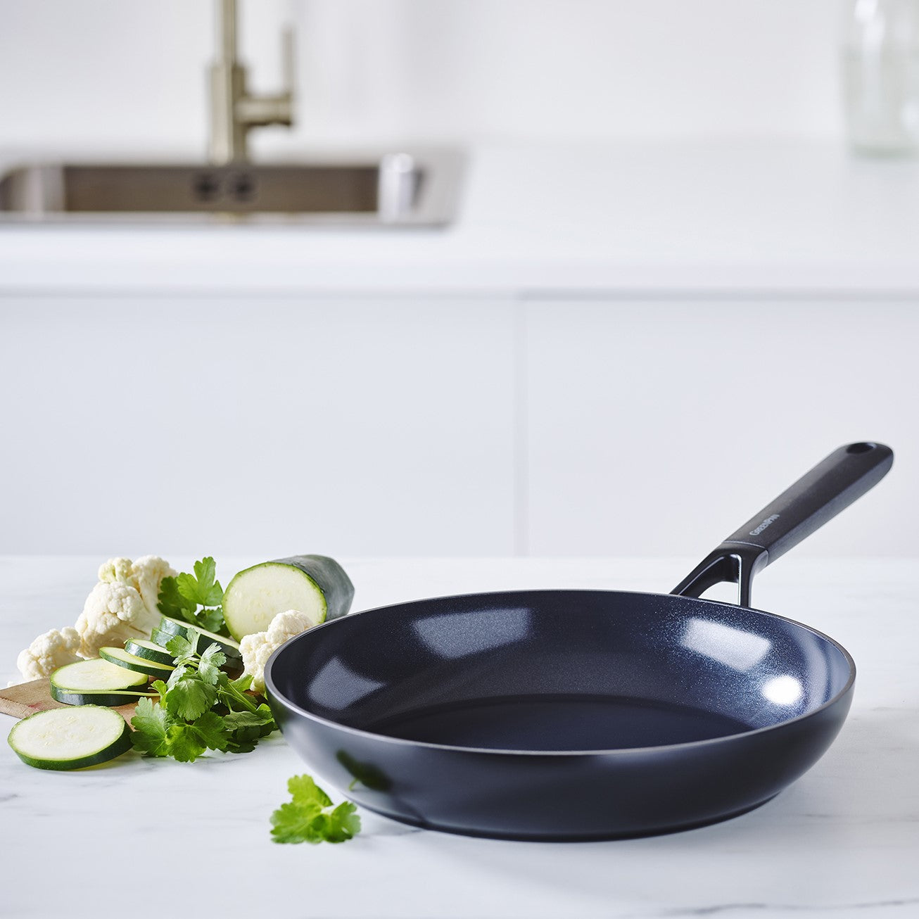 【トライアルモデル】スマートシェイプシリーズ フライパン 24cm IH/ガス火対応