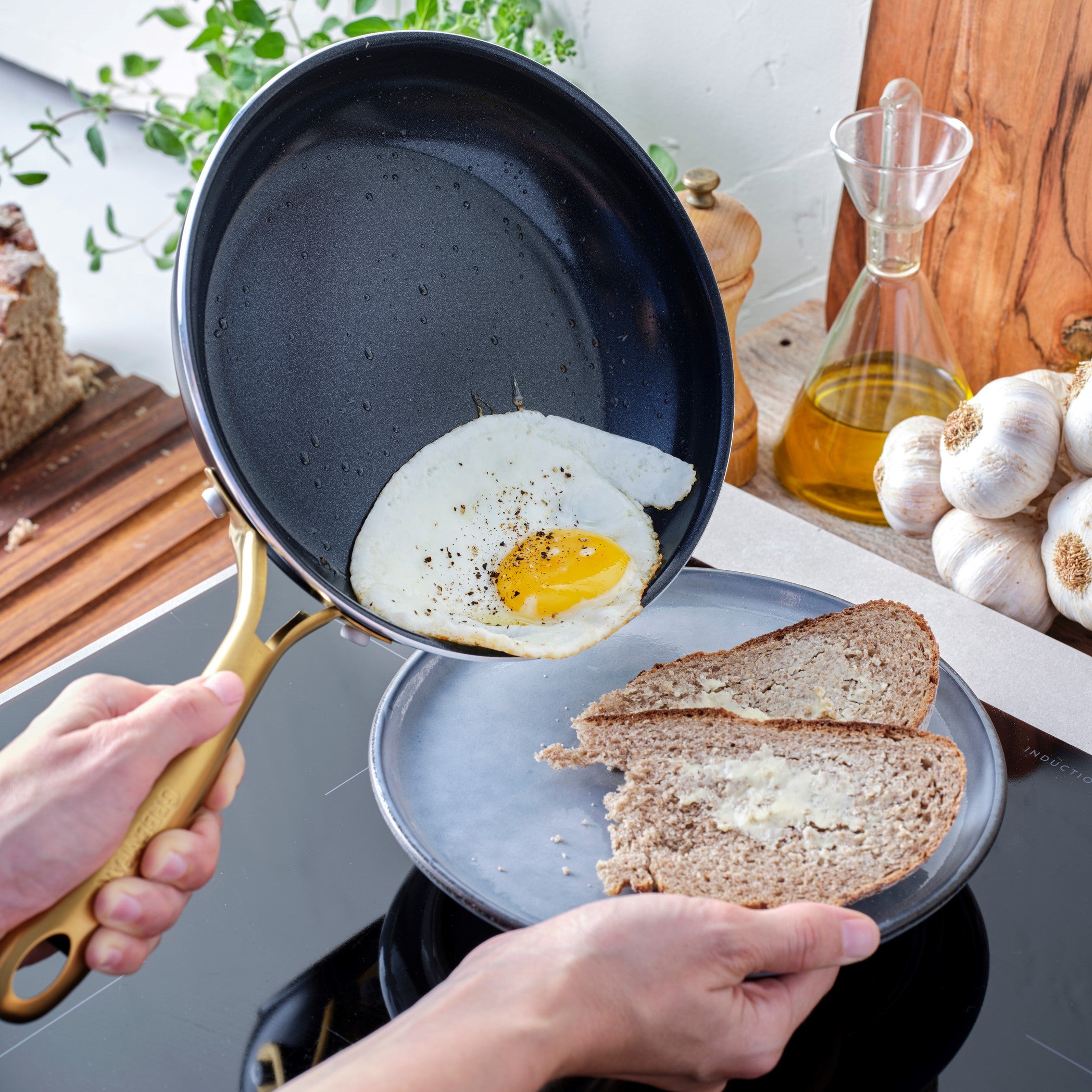 【ブラックフライデー対象】ストゥディオ フライパン 20cm IH/ガス火対応