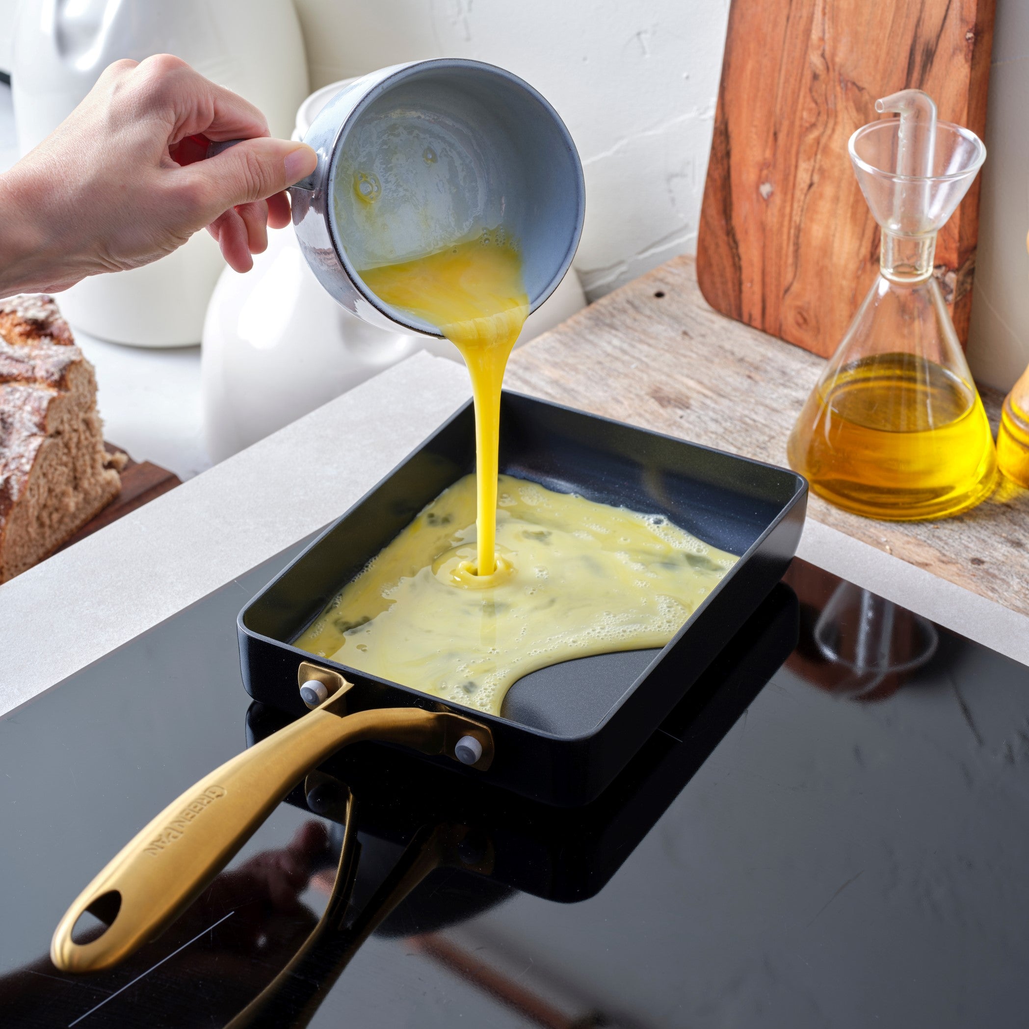 ストゥディオ エッグパン IH/ガス火対応