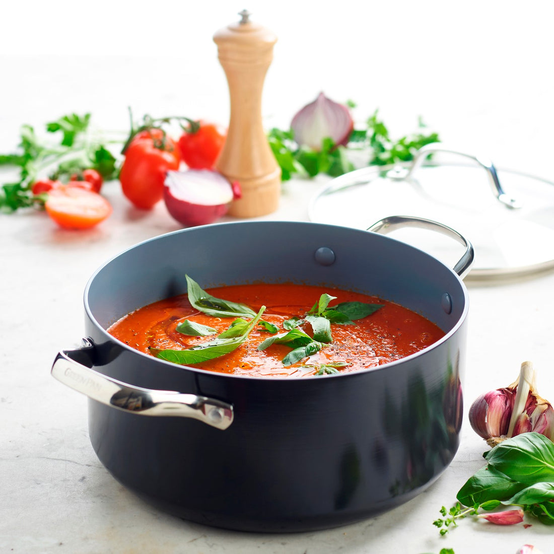 【ブラックフライデー対象】ヴェニス プロ キャセロール(両手鍋)20cm ガラス蓋付き IH/ガス火対応