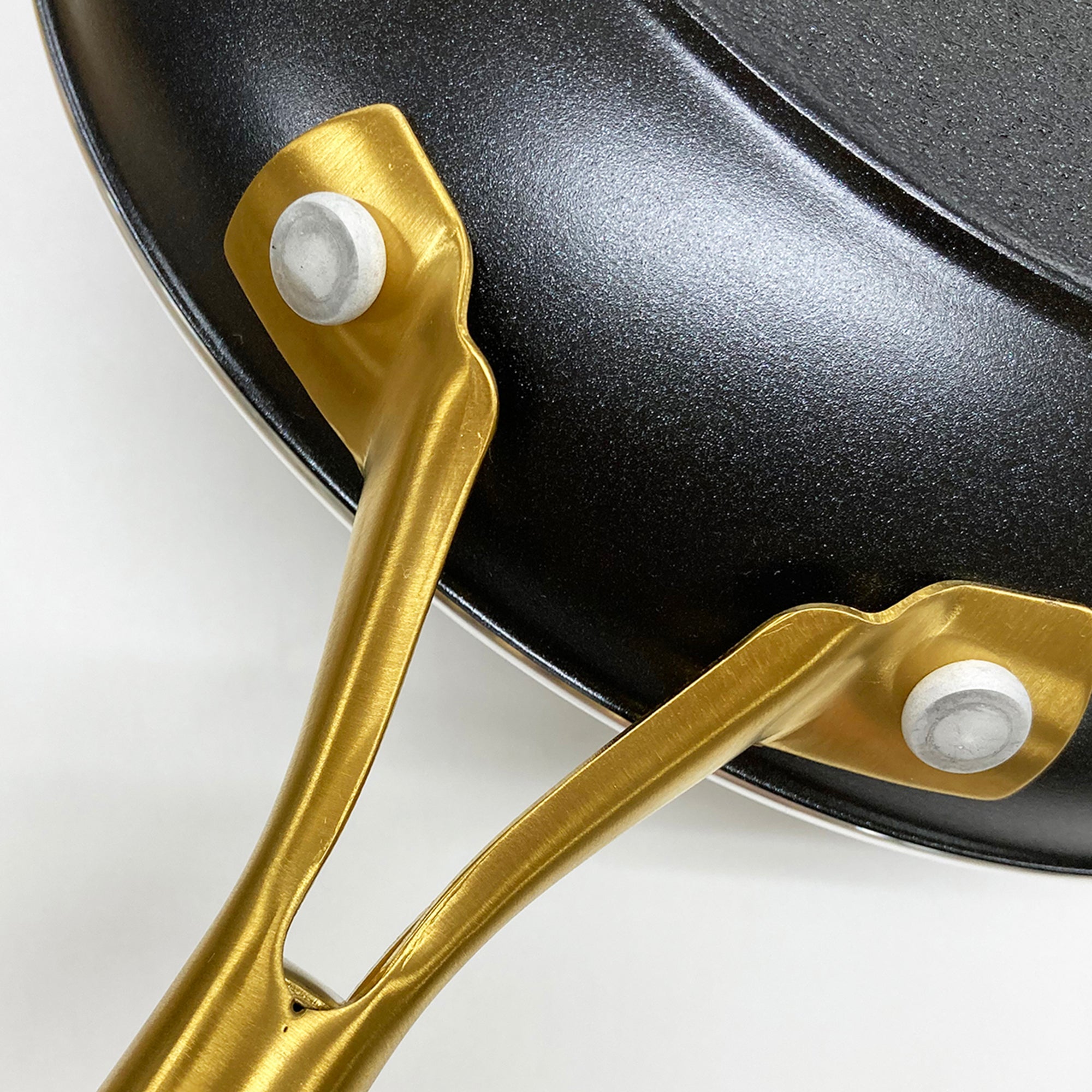 ストゥディオ フライパン 28cm IH/ガス火対応