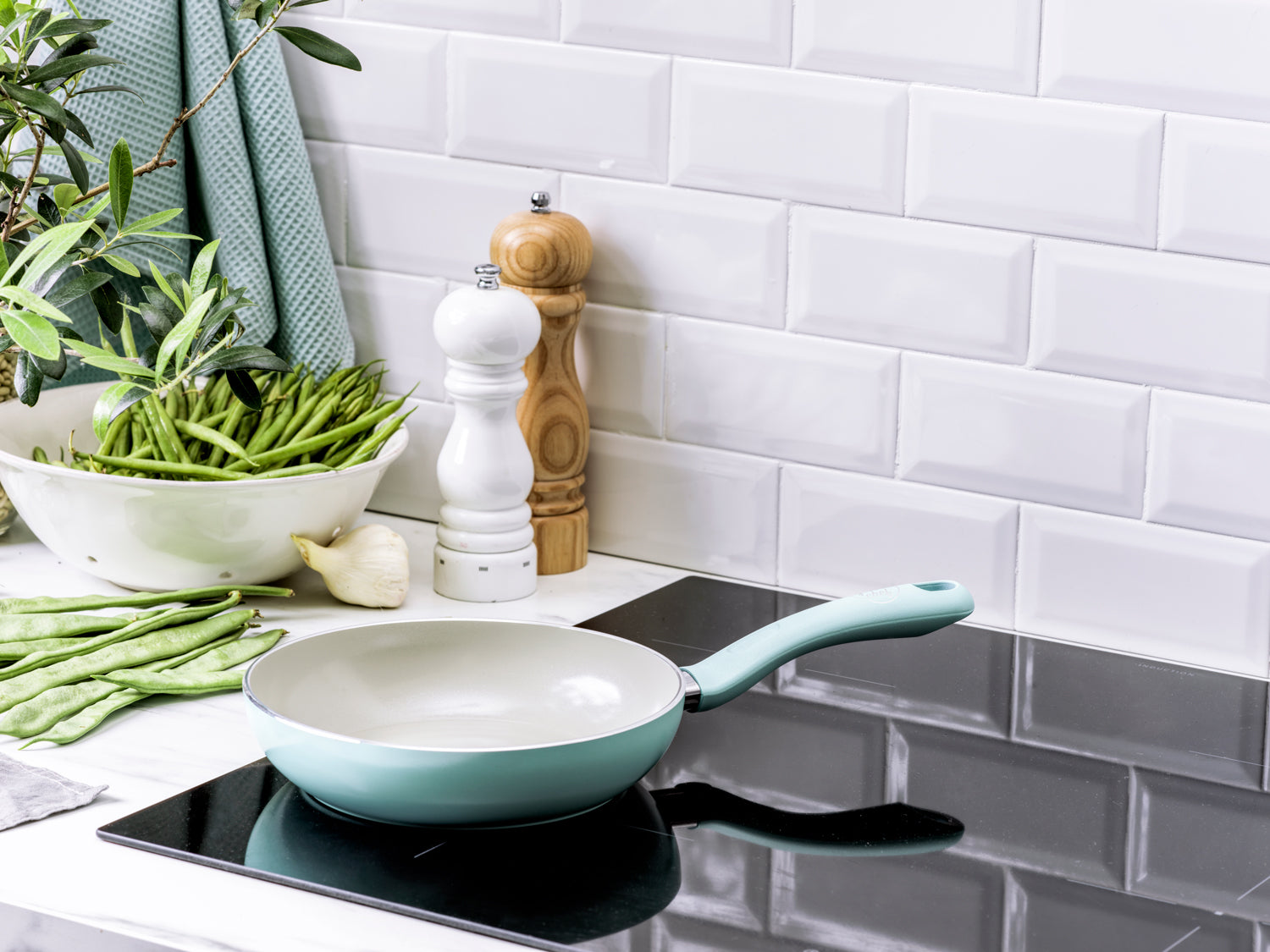 【スターターモデル】グリーンシェフ アースカラー フライパン 20cm ミントグリーン IH/ガス火対応