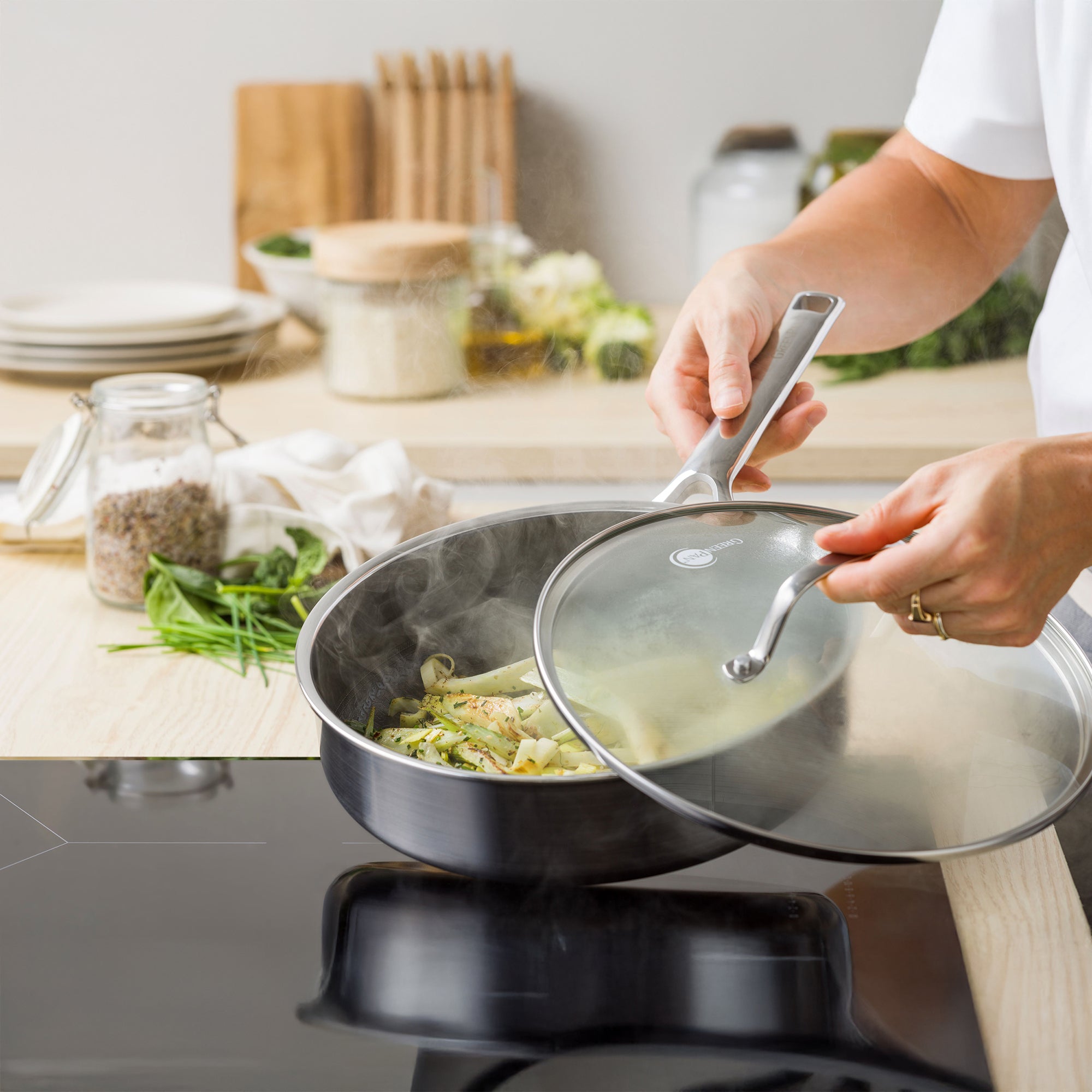 予約商品：12月中旬発送予定※【新商品】エーペックス 深型フライパン