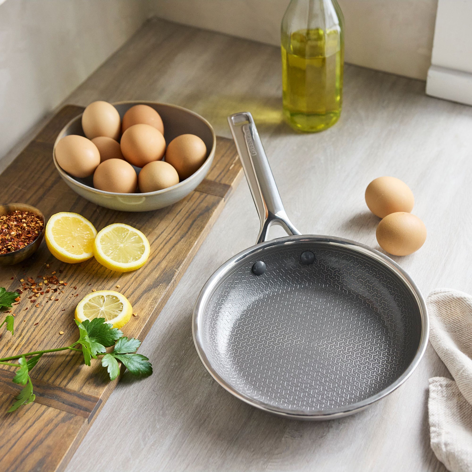 ※予約商品：12月中旬発送予定※【新商品】エーペックス フライパン　20cm