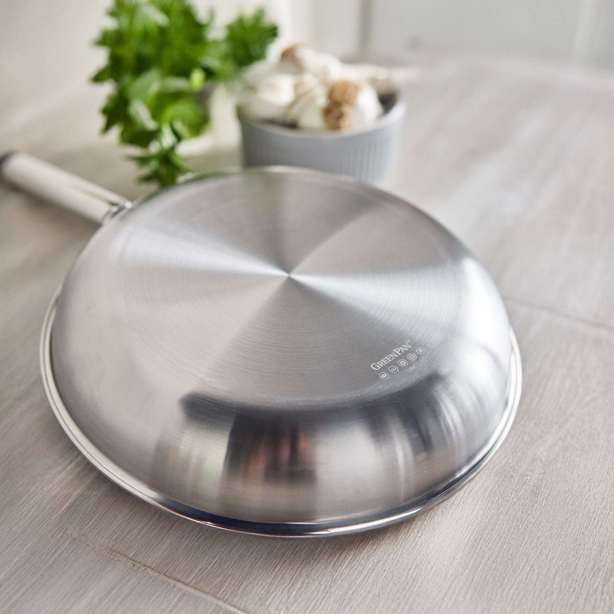 新商品】エーペックス フライパン 24cm – グリーンパン公式オンライン