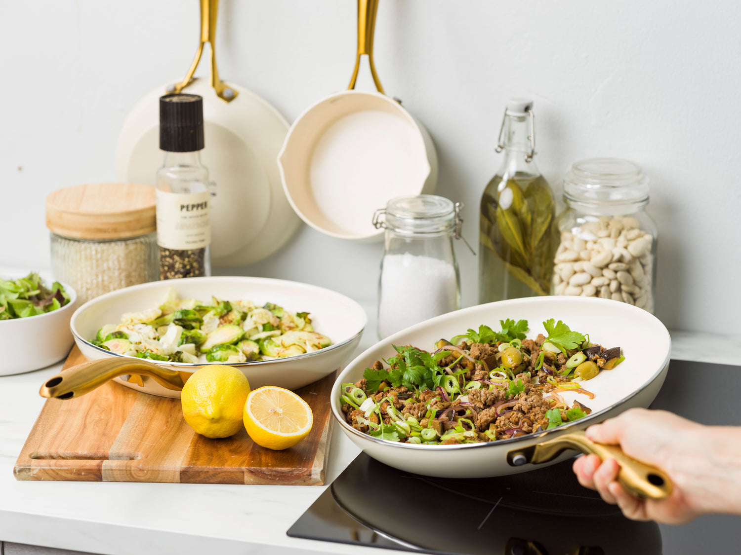 【新商品】ストゥディオ クリームホワイト フライパン  28cm　IH／ガス火対応