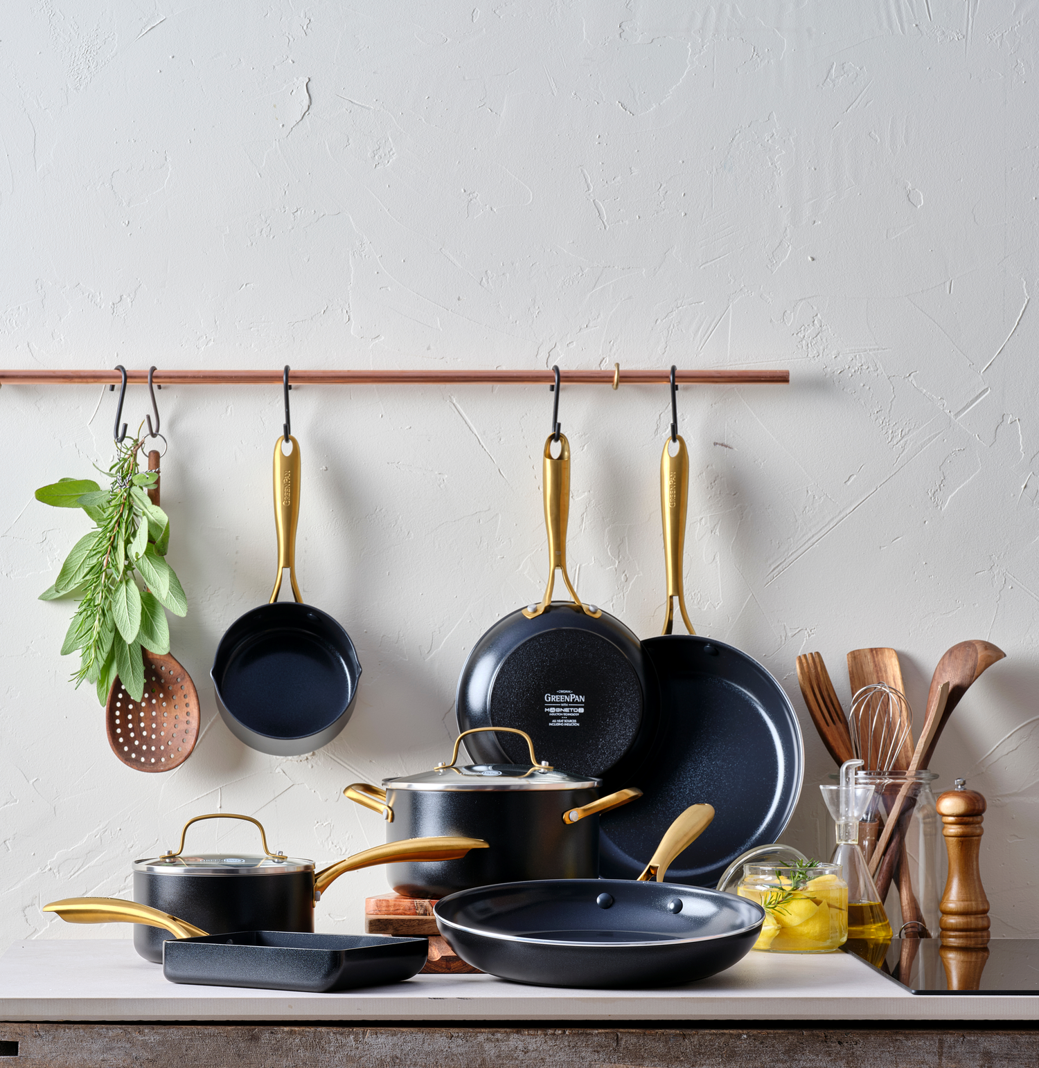 グリーンパン公式ショップ】 ストゥディオ キャセロール 20cmガラス蓋 グリーンパン公式ショップ】 ストゥディオ キャセロール 20cmガラス蓋